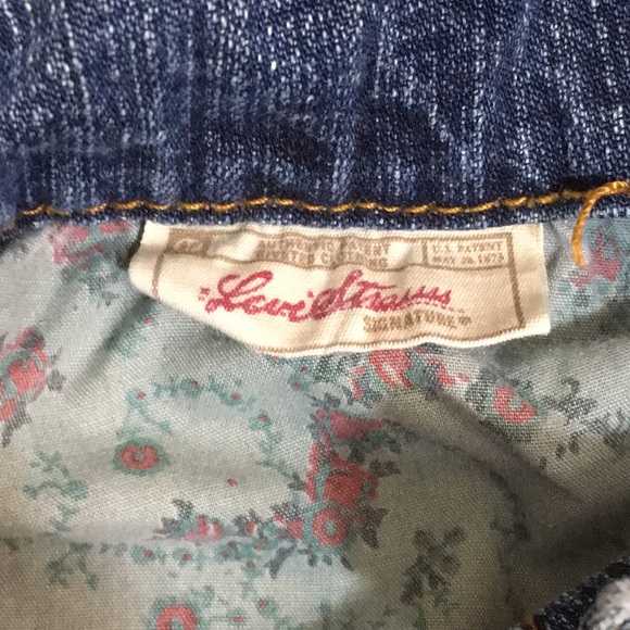 Levi’s little girl size 5x denim jacket - Picture 2 of 5